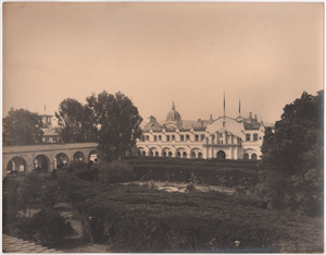 California Building and Forbidden Gardens